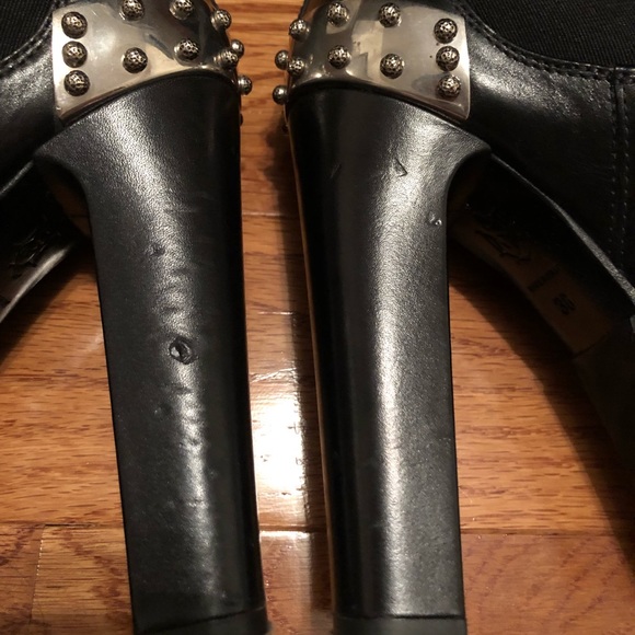 Alexander McQueen Mod Boots - Picture 5 of 8
